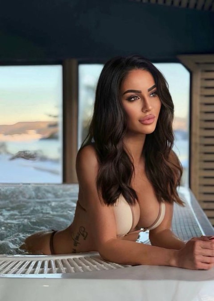 Индивидуалка Юля фото № 2 в городе Тольятти